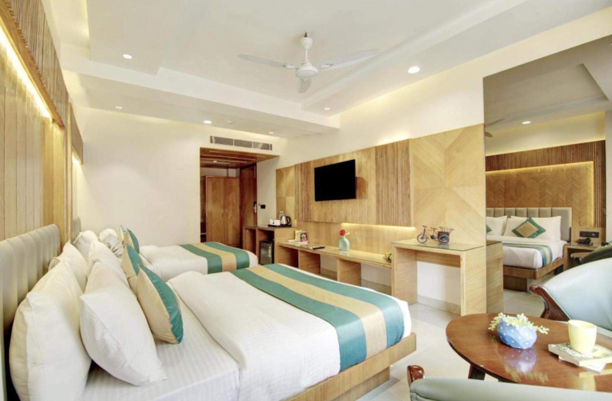 Hotel Platinum With Free Pickup-Delhi Airport New Delhi Eksteriør billede